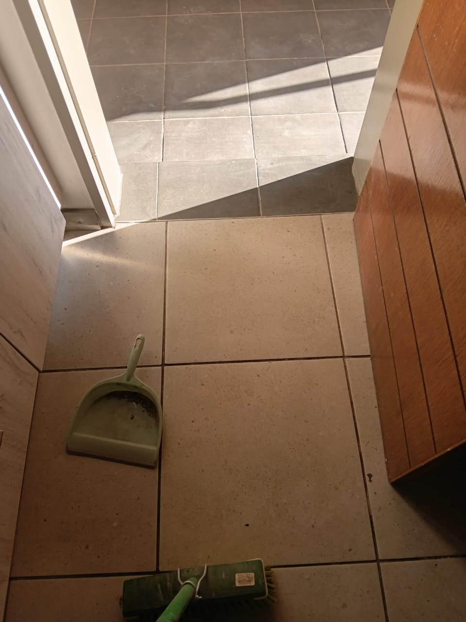 interior floor tiles